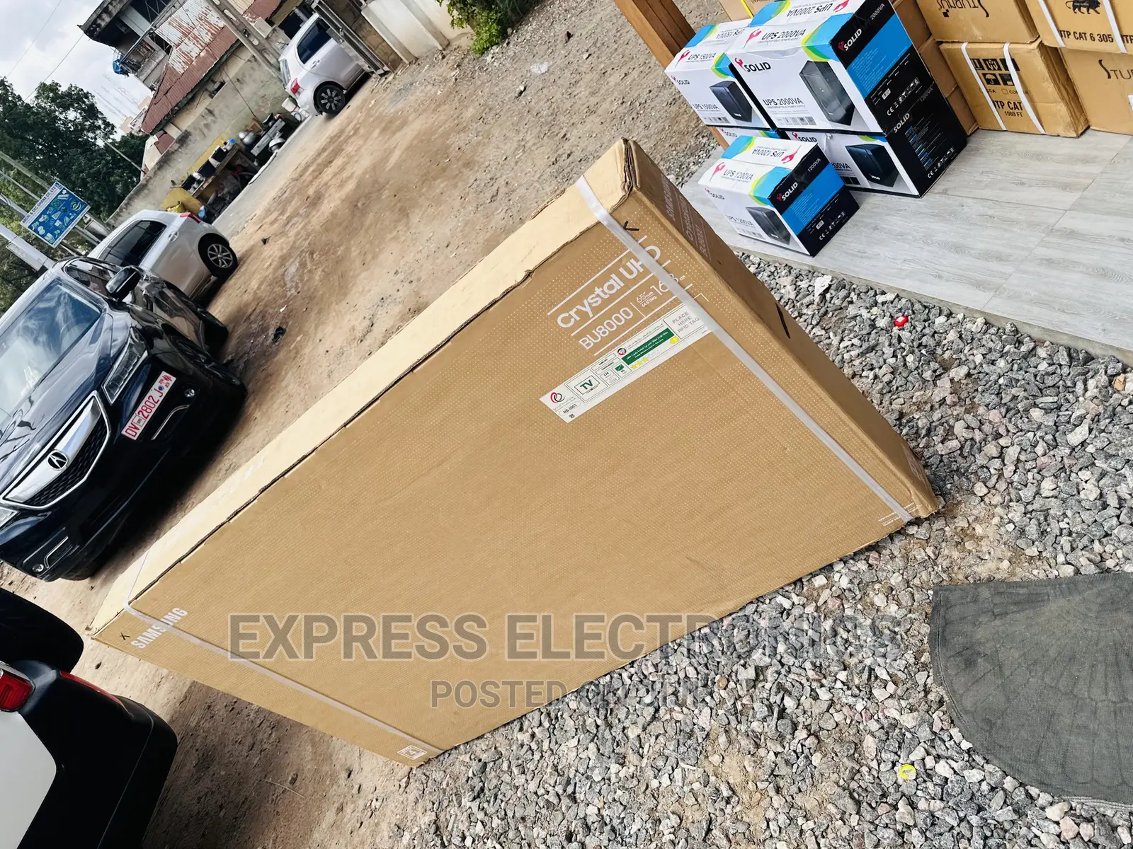Vivid Pictures UHD Smart Glossy LED Screen 65”Bu8000