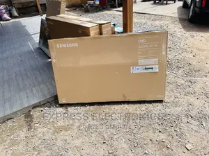 Elevate Viewing Experience UHD Smart Samsung 55”Au7172
