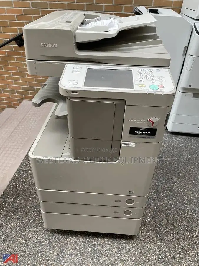 Canon IR 4235
