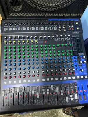 Yamaha Mg20xu 20channels Professional Mixer