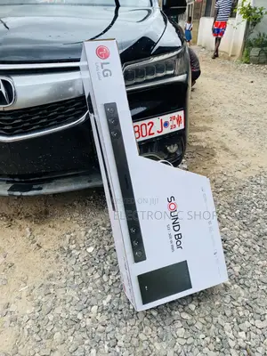 Quality Yet Affordable LG SJ3 Bluetooth Sound Bar System 