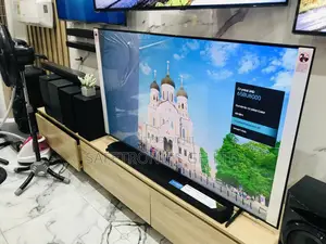 BU80 Samsung Smart UHD Crystal Slim 65 Inches