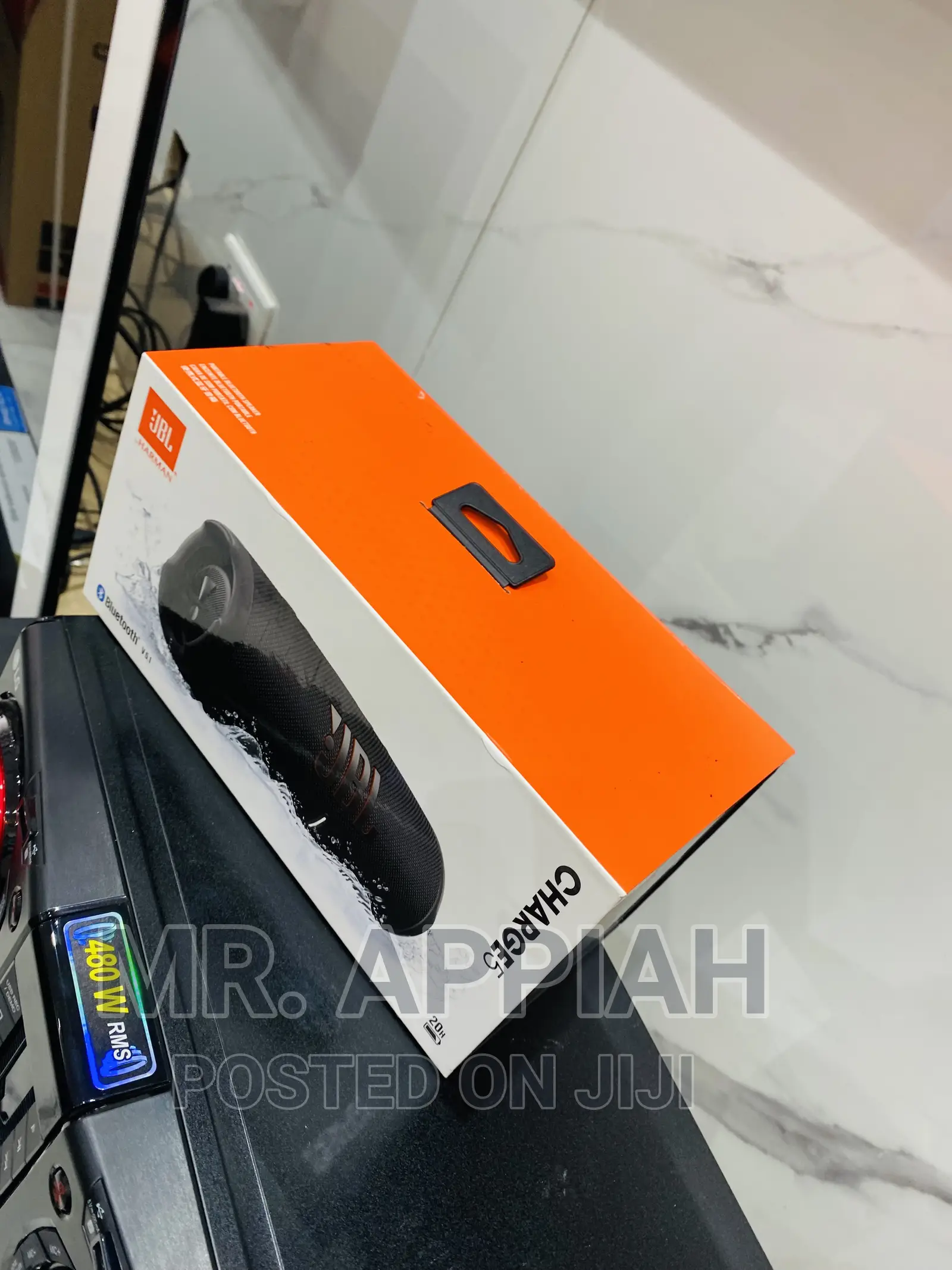 Adorable JBL Charge 5(Black) Waterproof Bluetooth Speaker