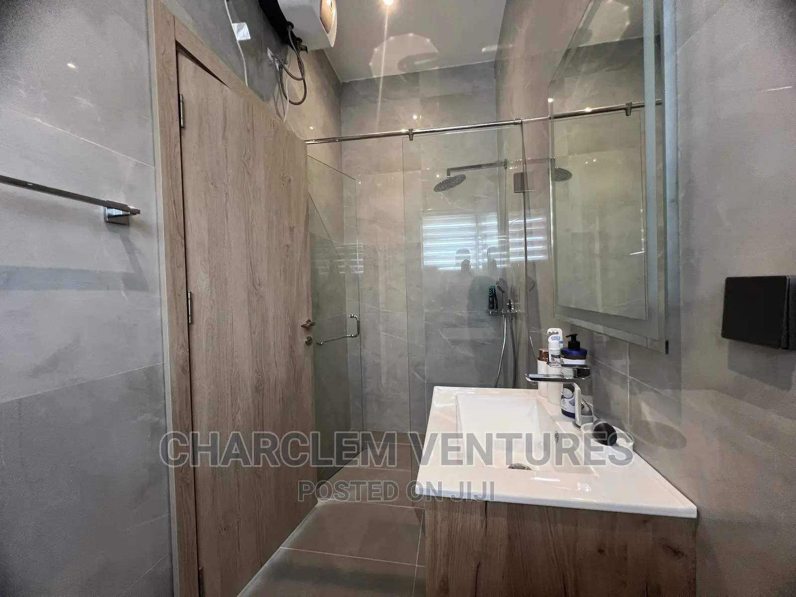 Furnished 2bdrm Apartment in Charclem Ventures, Cantonments for rent