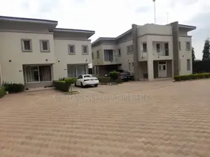 Furnished 4bdrm Townhouse / Terrace in Airport Residential Area