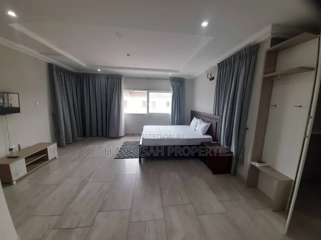 Furnished 4bdrm Townhouse / Terrace in Airport Residential Area