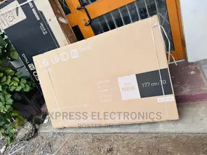 Triluminos Display UHD Smart LG 70”UR80003