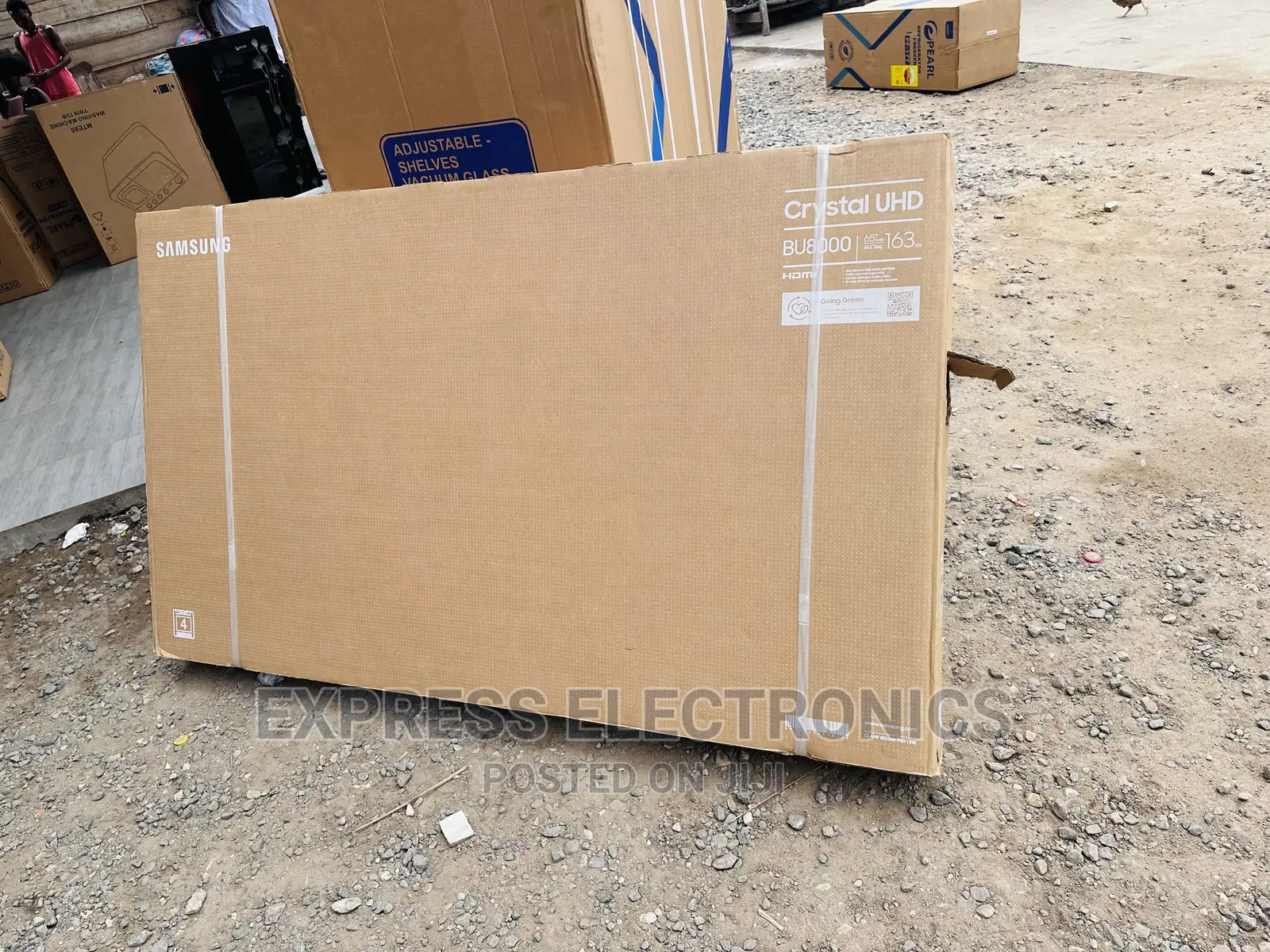 Enjoy  Sleek Slim UHD Smart 65”Bu8000 Samsung Tv 