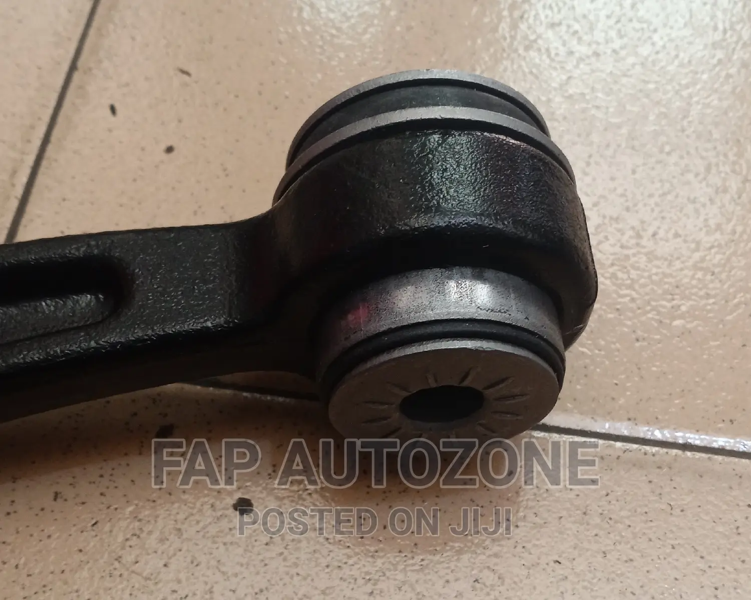 Original Escalade Control Arm Upper From Usa. Rk80669/70