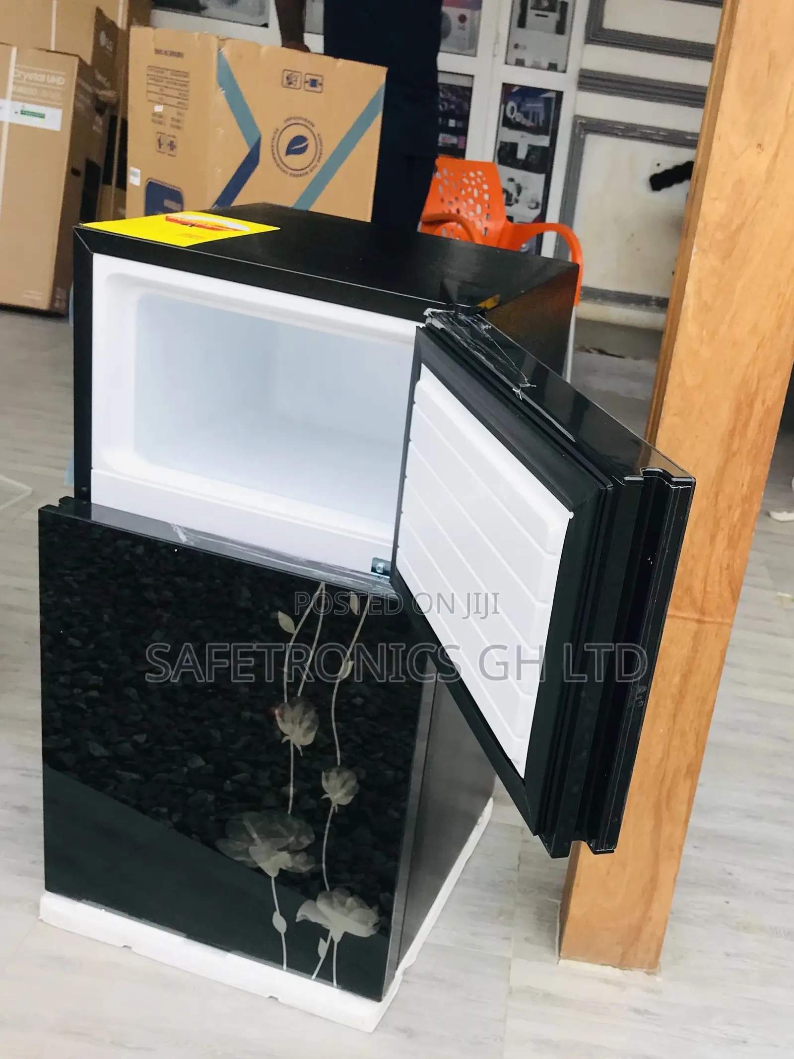 PF-10T Doubledoor Glass Electric Topfreezer Pearl Fridge 