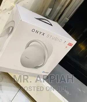 Extremely Quality Harman Kardon Onyx 7 Speaker,Silver