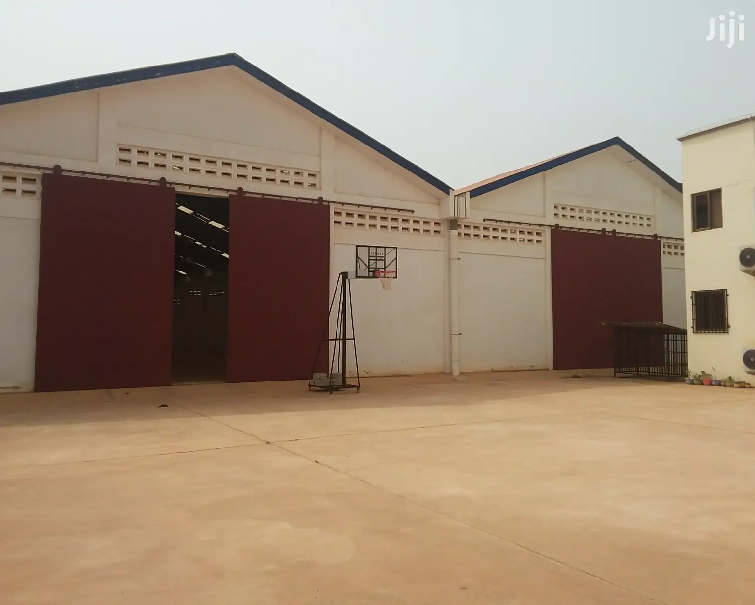 Warehouse for Rent Spintex