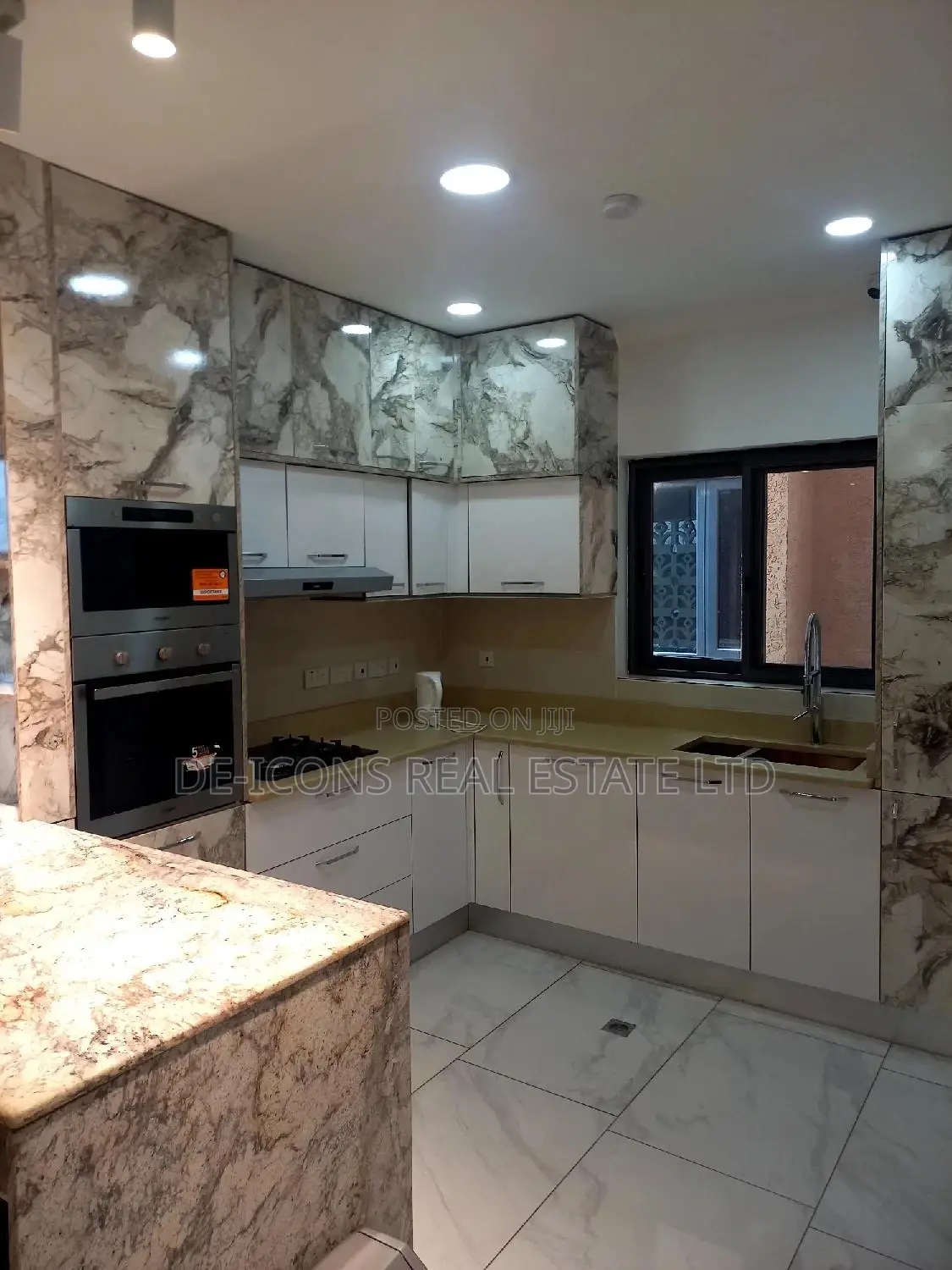 Furnished 4bdrm Duplex in De-Icons Real Estate, Ga South Municipal