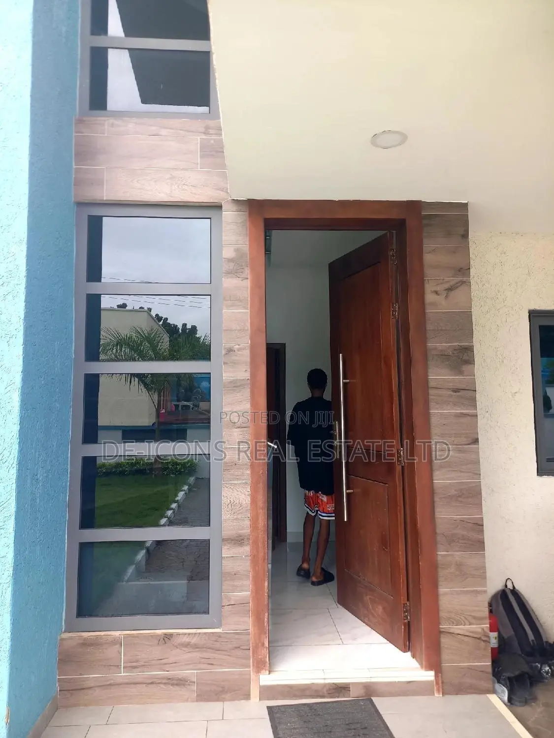 Furnished 4bdrm Duplex in De-Icons Real Estate, Ga South Municipal
