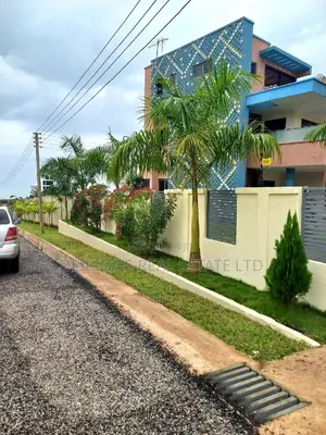 Furnished 4bdrm Duplex in De-Icons Real Estate, Ga South Municipal