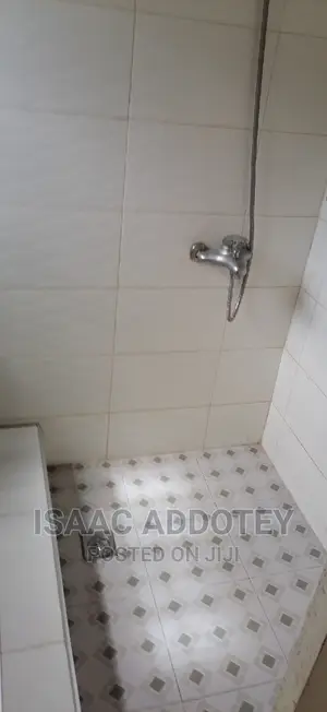 3bdrm Apartment in Spintex She'Ll for rent