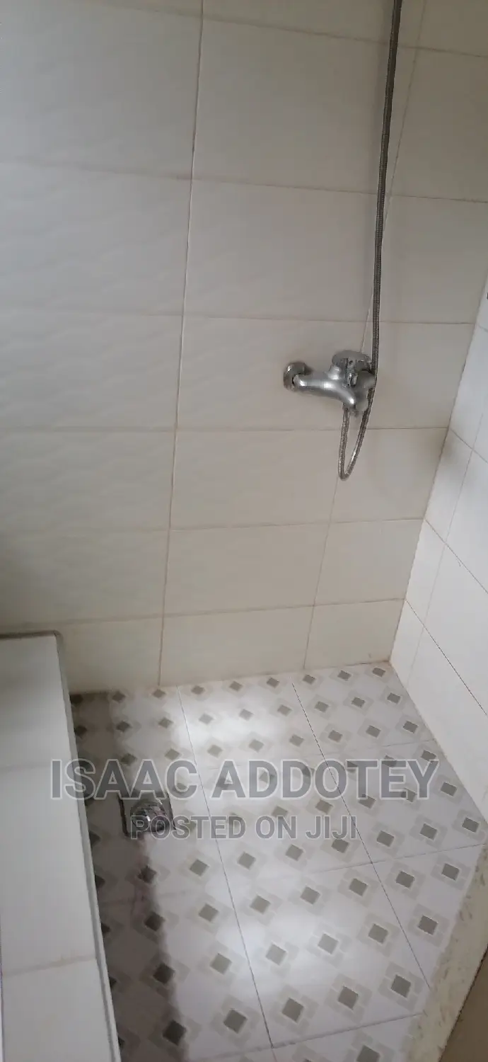 3bdrm Apartment in Spintex She'Ll for rent