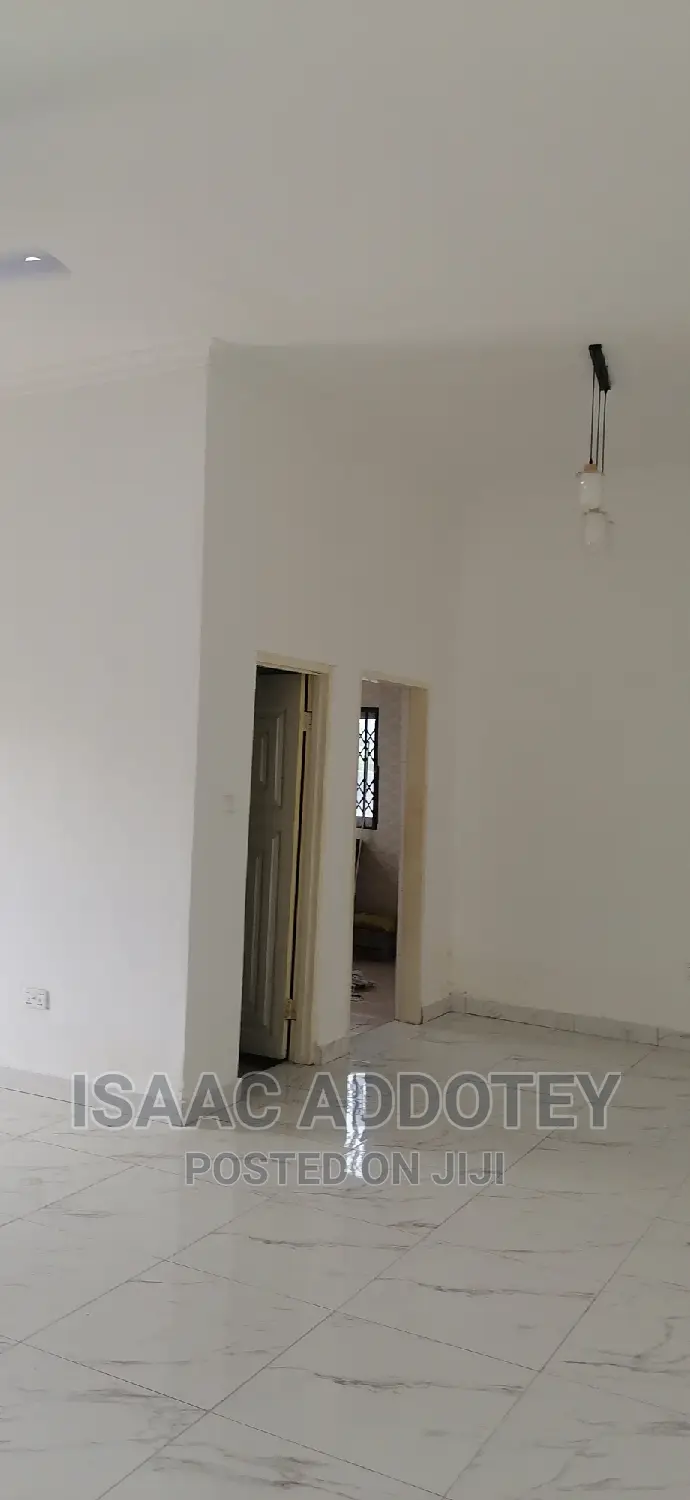 3bdrm Apartment in Spintex She'Ll for rent