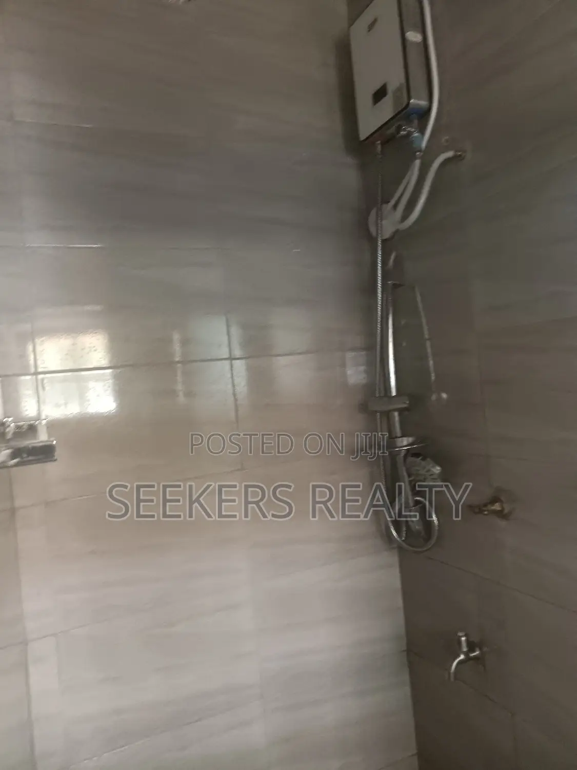 Furnished 1bdrm Apartment in Seekers Realty, Osu for rent
