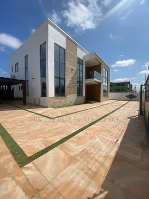 Five Bedrooms Duplex for Sale.