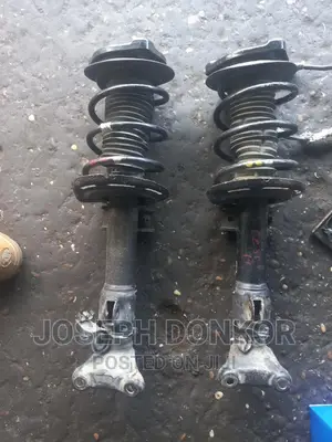 W204 C250 Front Shocks 2011,2012,2013,2014