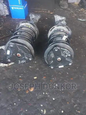W204 C250 Front Shocks 2011,2012,2013,2014