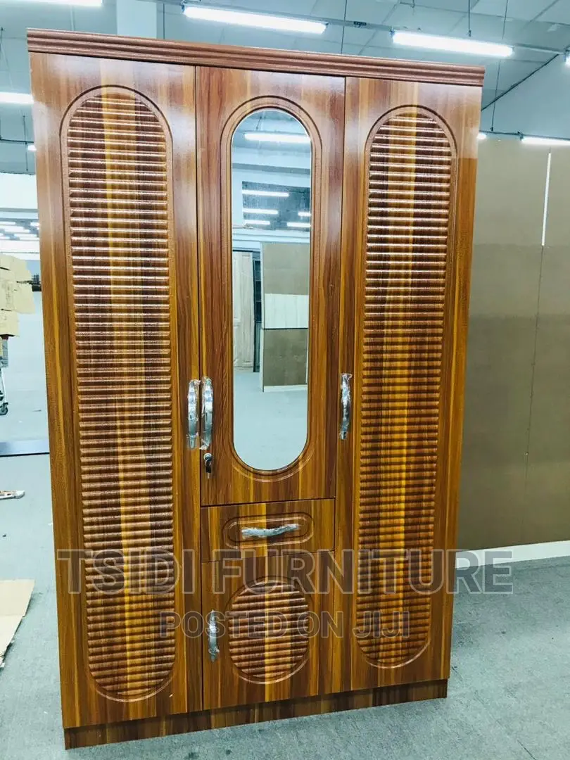 Quality Three Door Wardrobe