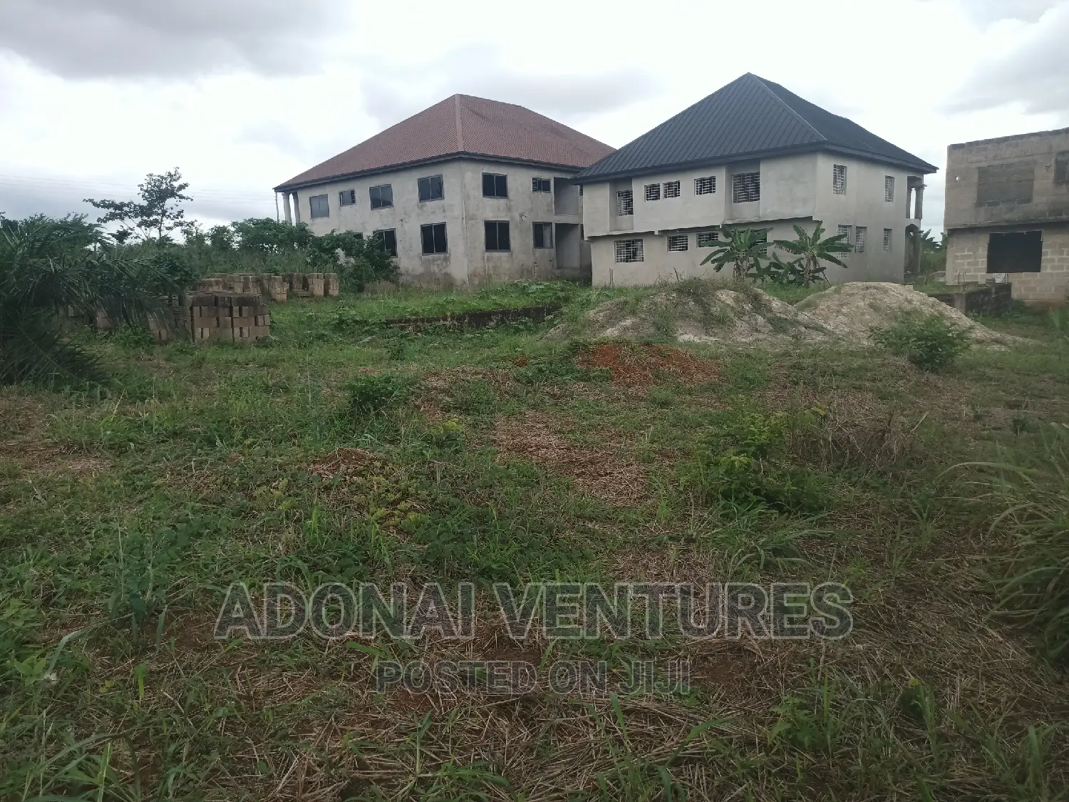 One Plot for Sale in Kaase Oti