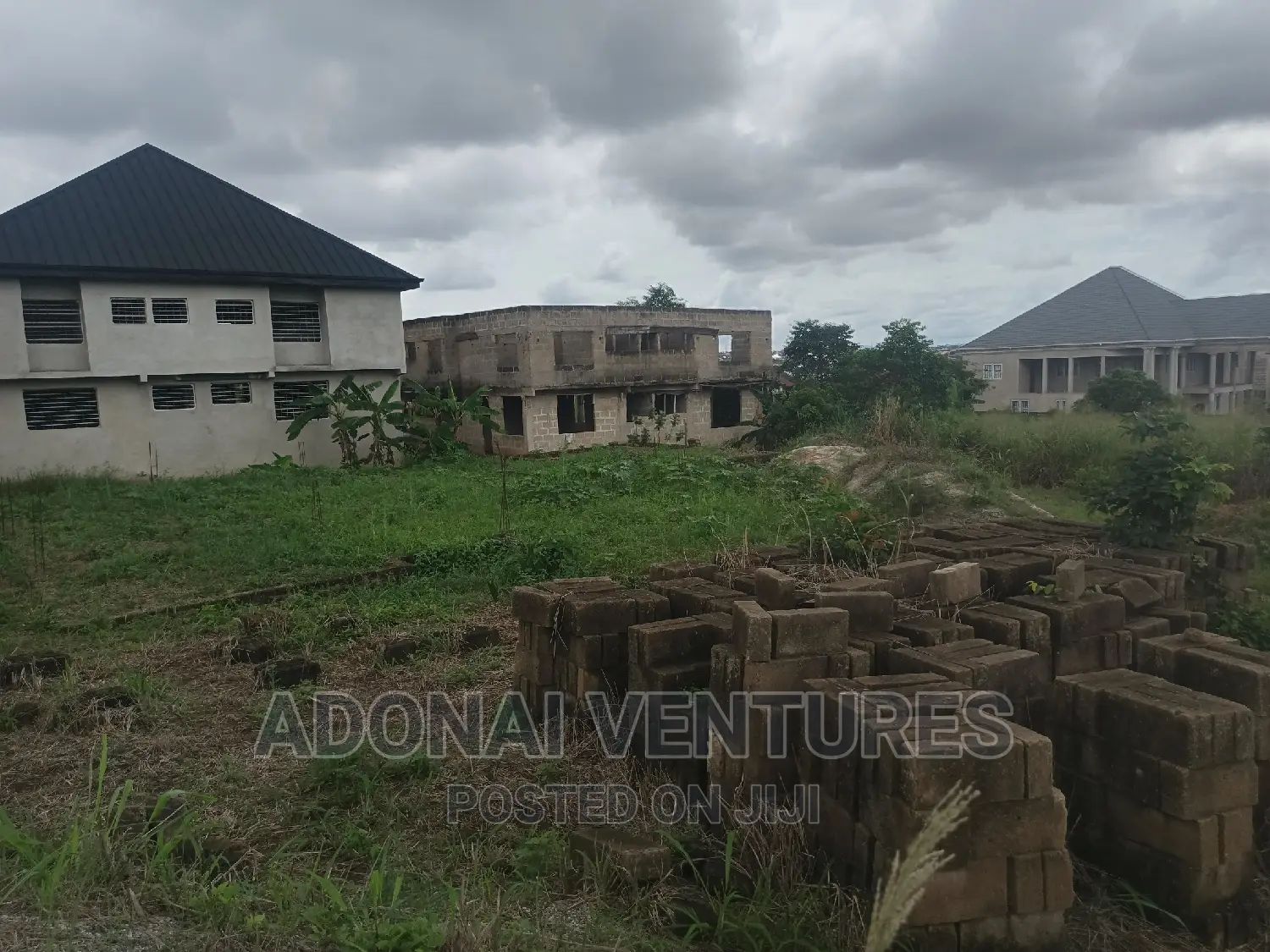 One Plot for Sale in Kaase Oti