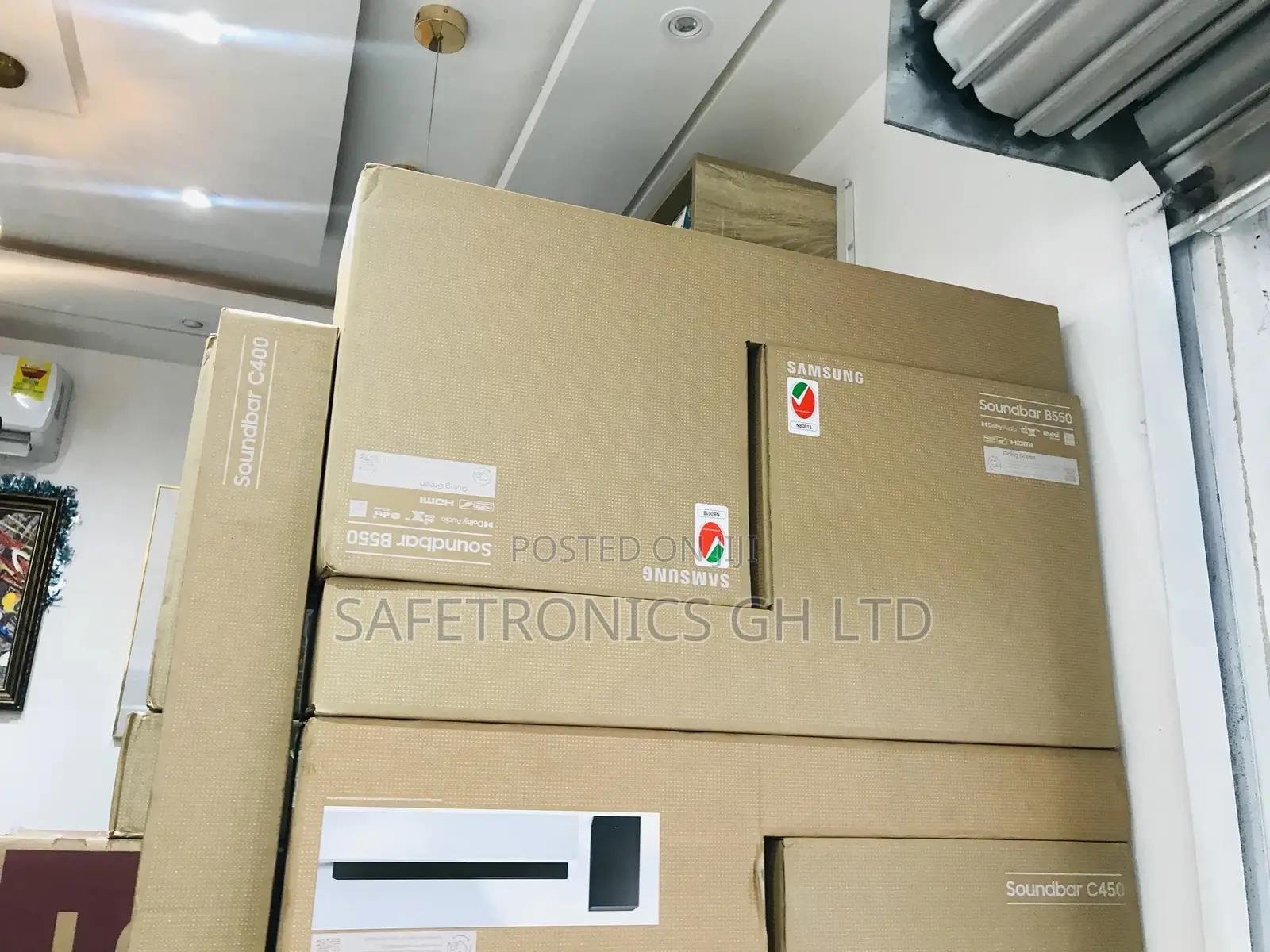 Bluetooth Soundbar Electric Samsung  HW-B450 