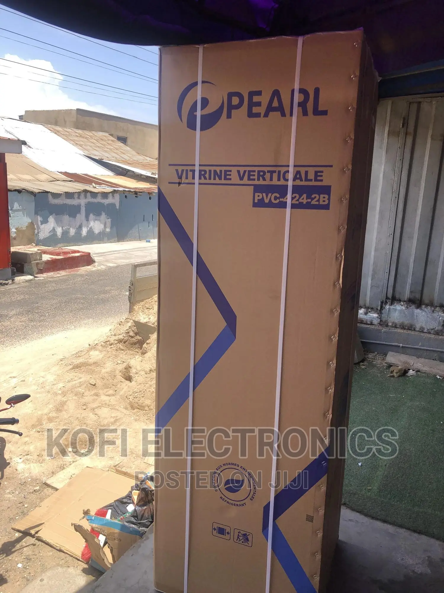 Pearl PVC-424-2B Display Fridge (Beverage Cooler)