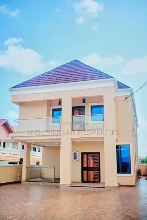4bdrm House in Skm Property, Pokuase for sale