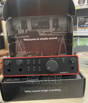 Focusrite Scarlett 2i2 (4th Generation) Audio Interface