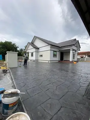 Polygonal Stones Stamped Concrete