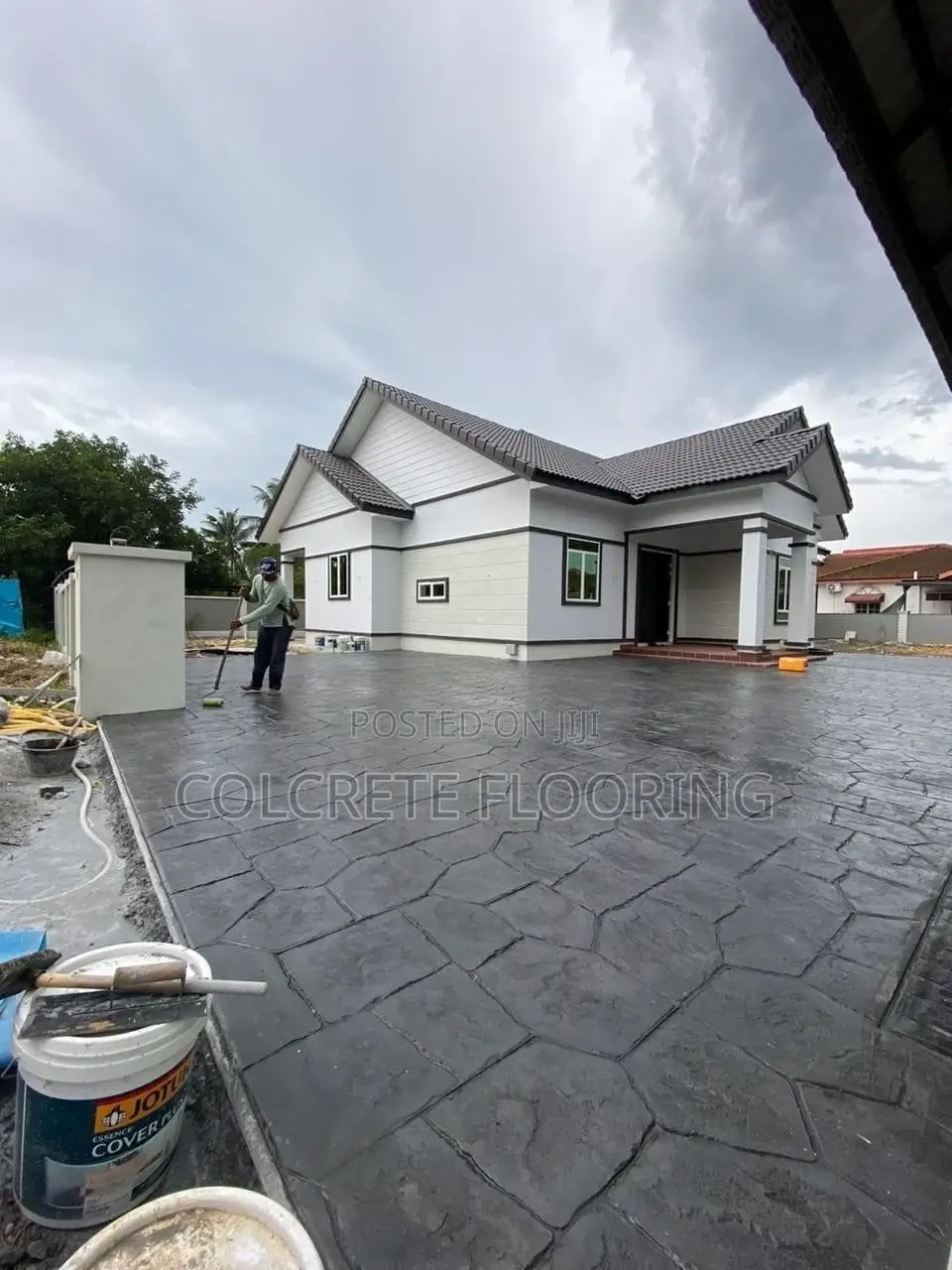 Polygonal Stones Stamped Concrete