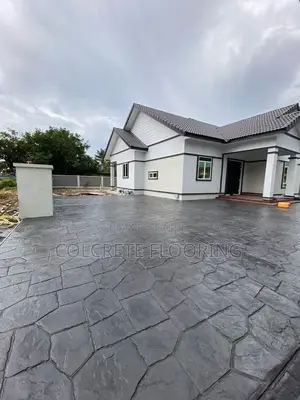 Polygonal Stones Stamped Concrete