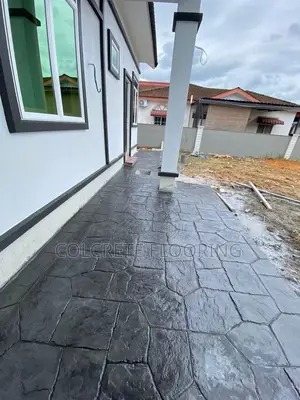 Polygonal Stones Stamped Concrete