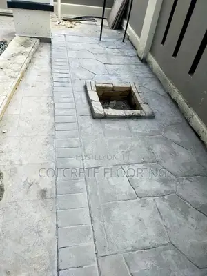 Polygonal Stones Stamped Concrete