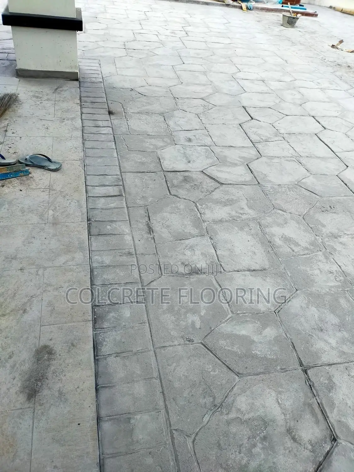 Polygonal Stones Stamped Concrete