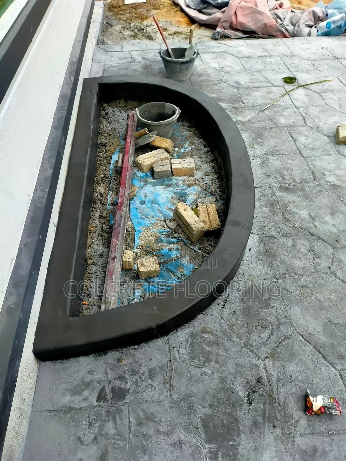 Polygonal Stones Stamped Concrete