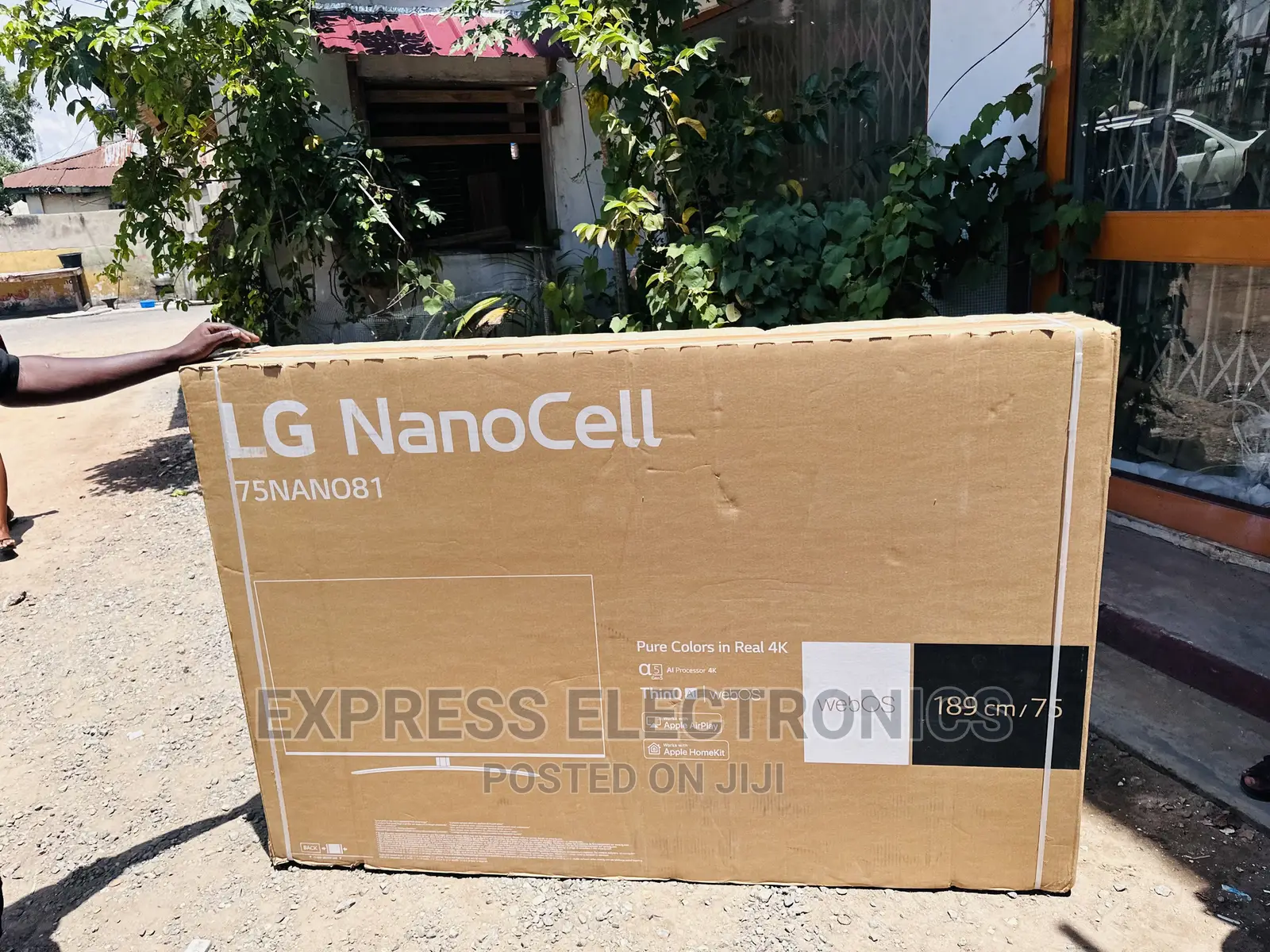 Intelligent Design UHD Smart 75”Nano81 LG