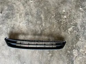 2019-2020 Honda HR-V Front Bumper Lower Grille