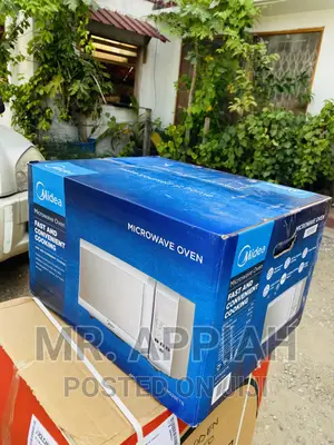 Elegant Silver Midea 28L Countertop Microwave Oven(Silver)