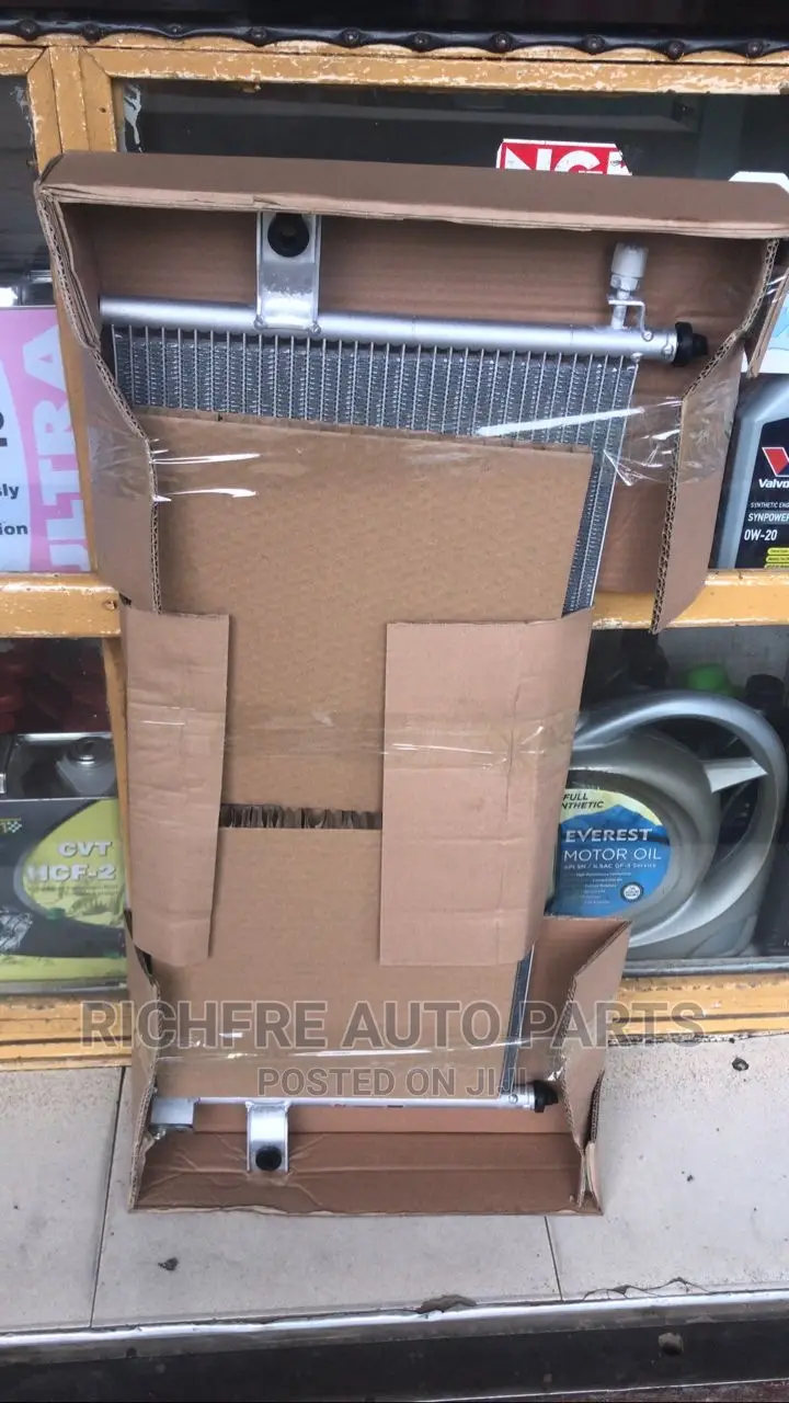 Nissan Hardbody Condenser