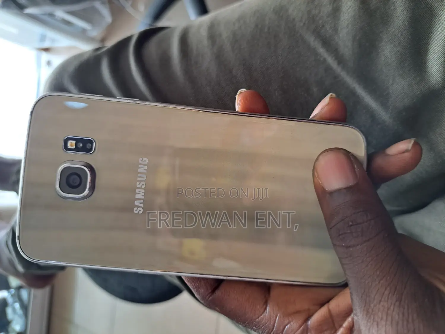 New Samsung Galaxy S6 32 GB Gold