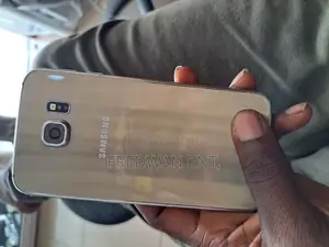 New Samsung Galaxy S6 32 GB Gold