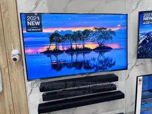Lg UHD Smart 65”Nano756 Glossy Black Screen 