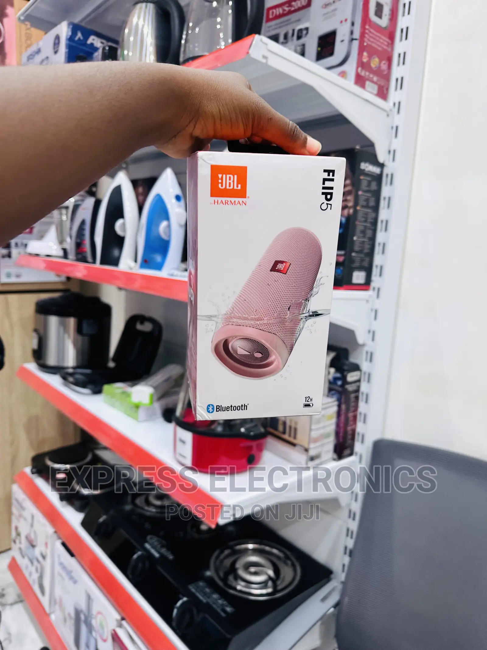 Classy Sleek Bluetooth Speaker JBL Flip 5