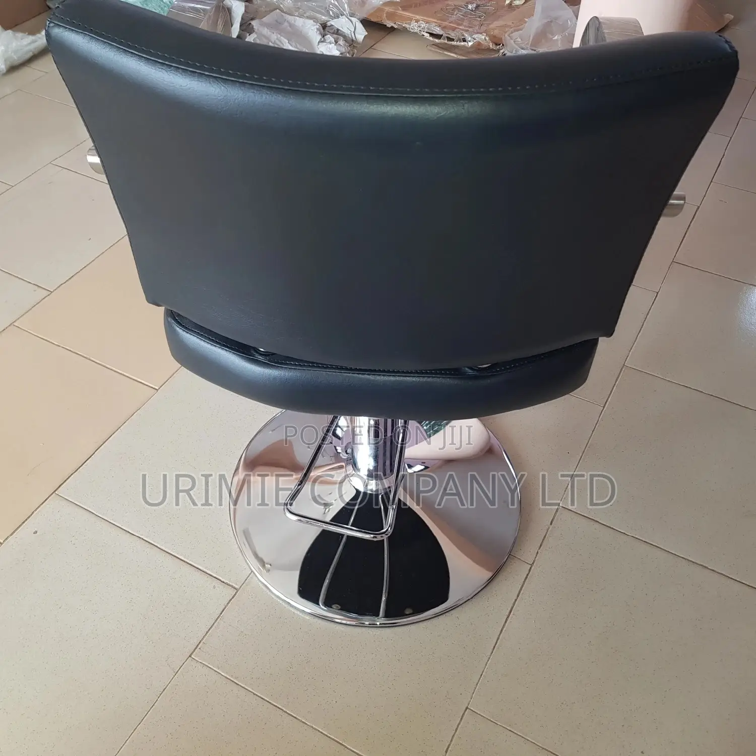 Stable Barbers Styling Chair