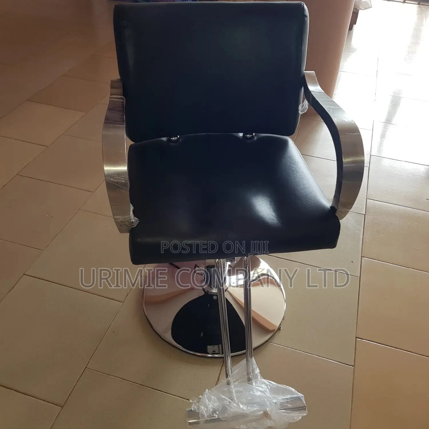 Stable Barbers Styling Chair